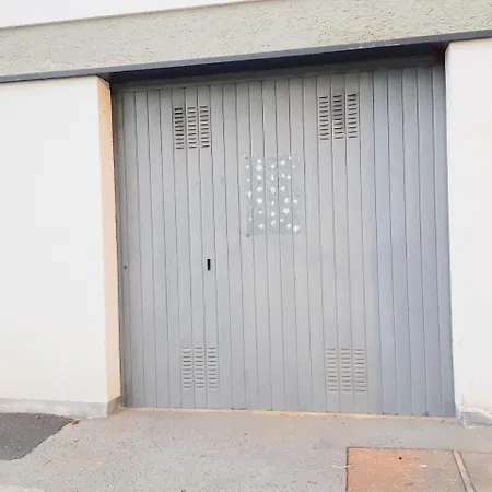 With Private Garage *